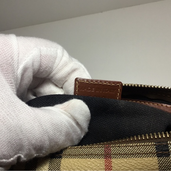 Authentic Burberry Nova Check Handbag - Picture 15 of 16